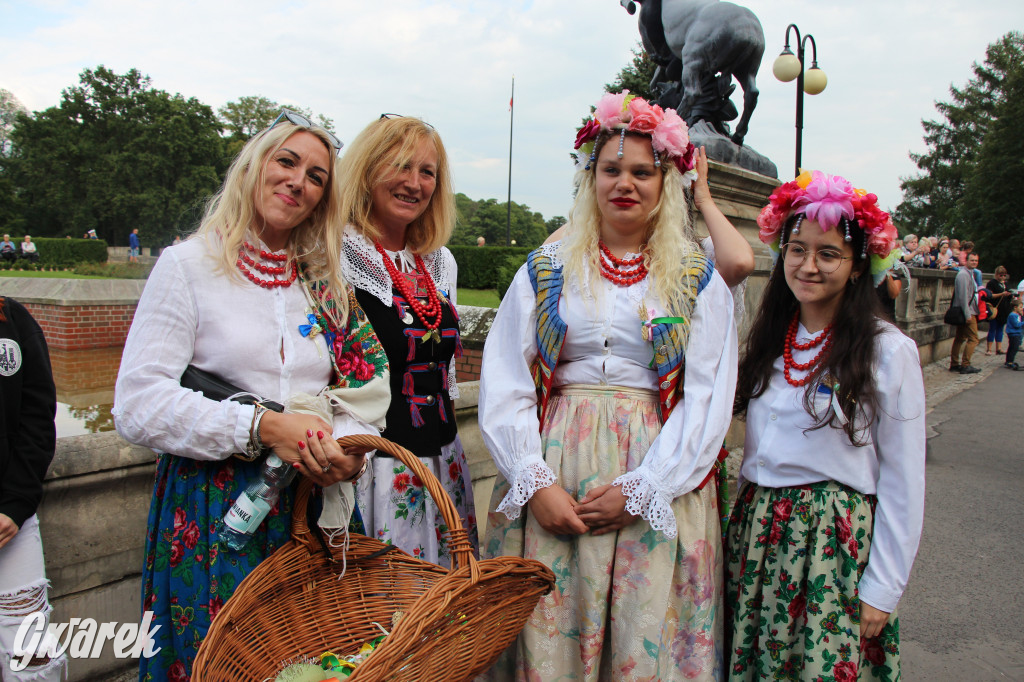 Dożynki w Świerklańcu: korowód i jarmark