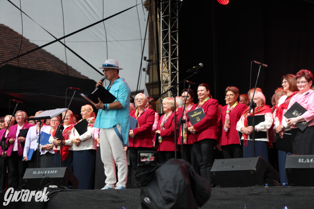 Gwarki. Na początek zaśpiewało 300 chórzystów