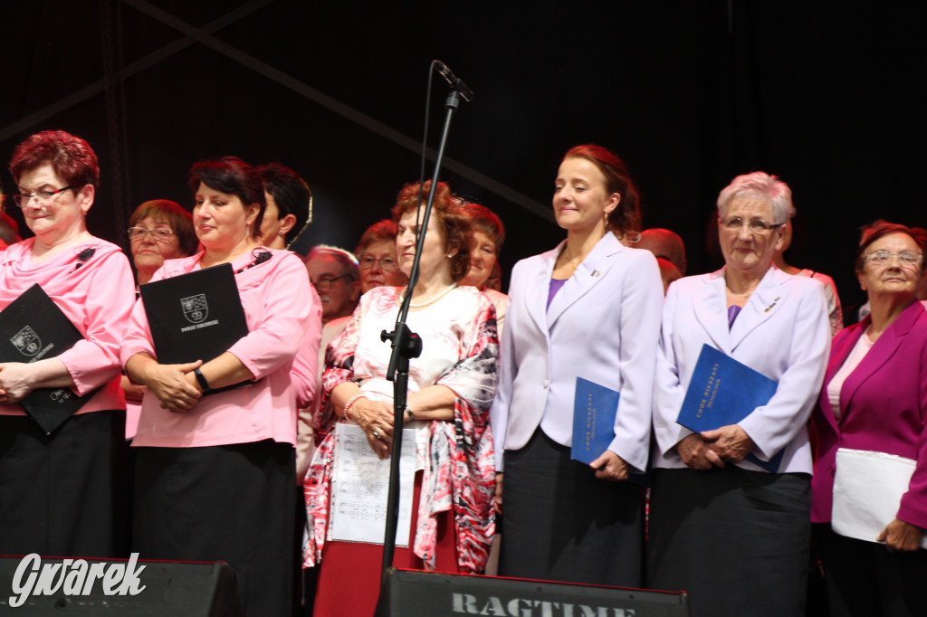 Gwarki. Na początek zaśpiewało 300 chórzystów