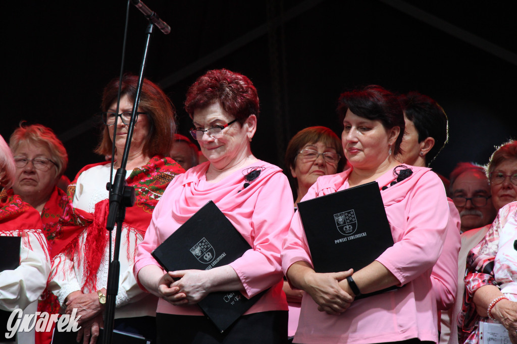 Gwarki. Na początek zaśpiewało 300 chórzystów