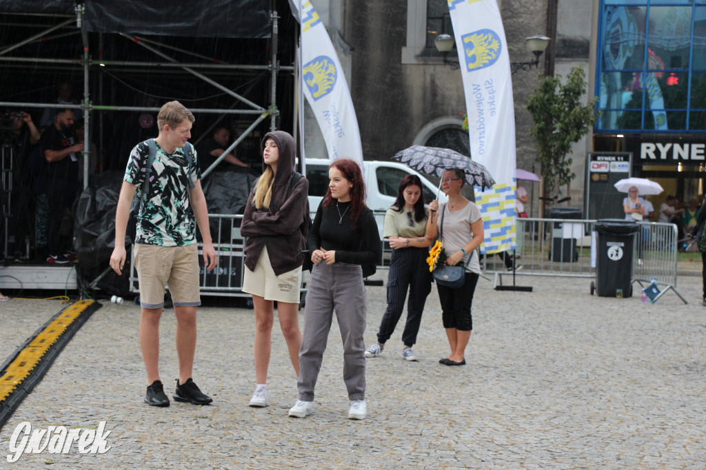 Gwarki. Na początek zaśpiewało 300 chórzystów