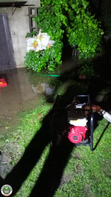 Rekordowa powódź, zamknięta hala sportowa