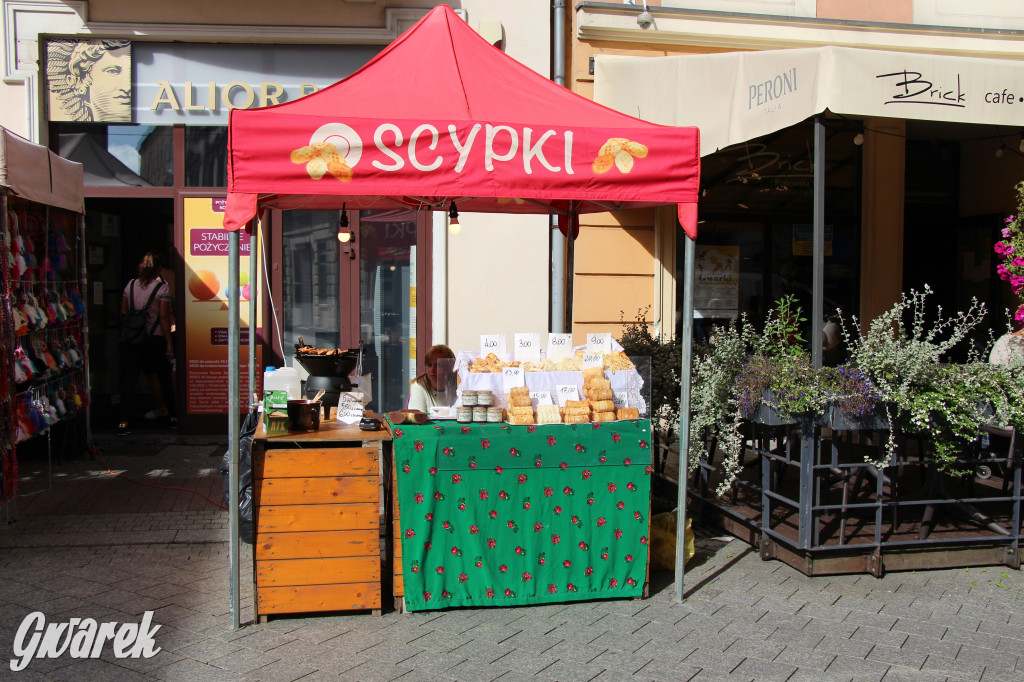 Gwarki 2022. Co można zjeść i za ile?