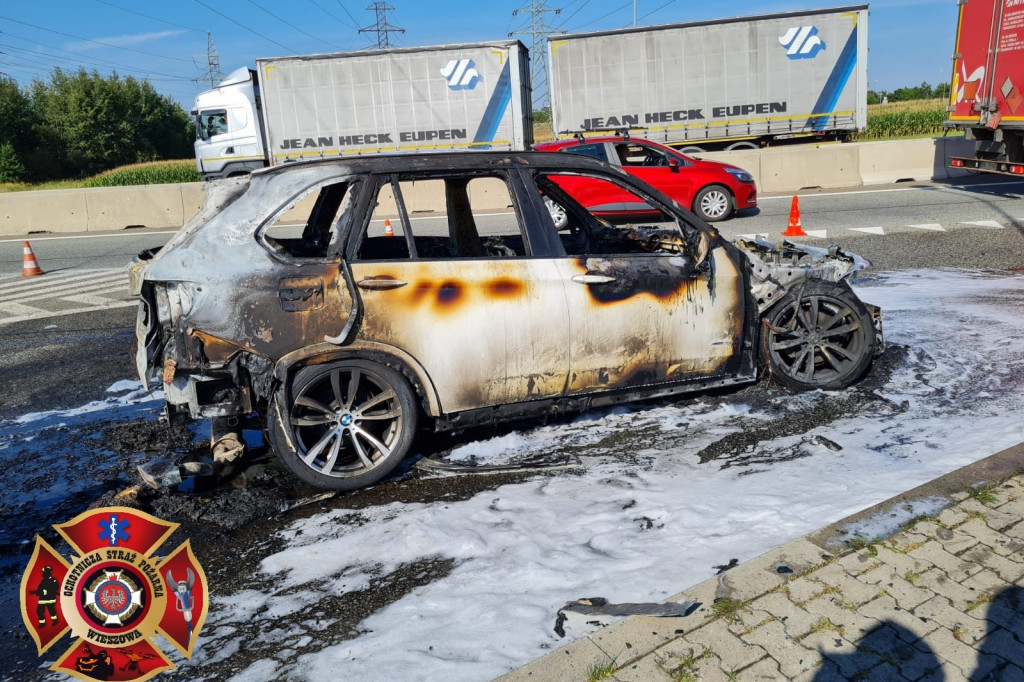 Pożar auta na autostradzie A1