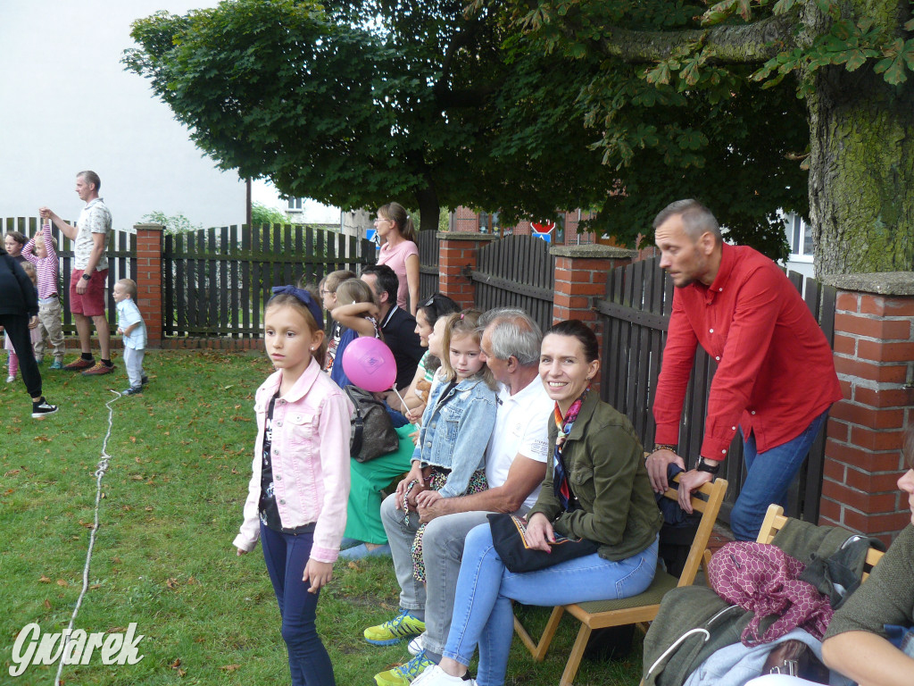 Gwarki dla dzieci. Na początek piknik w ogrodzie