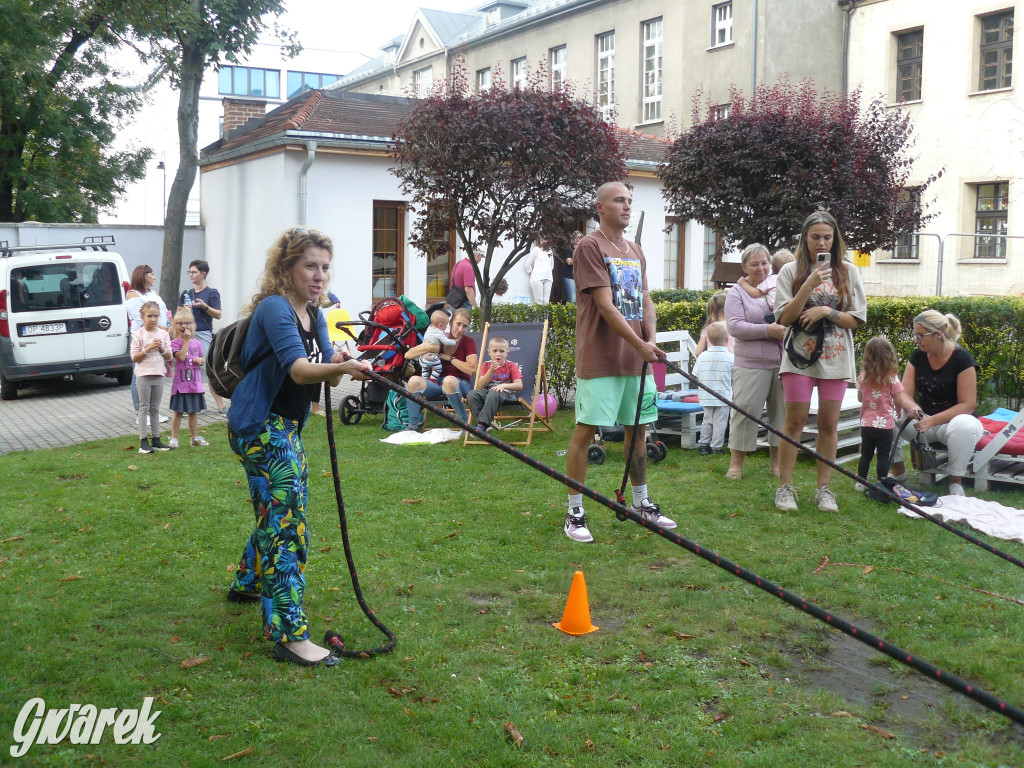 Gwarki dla dzieci. Na początek piknik w ogrodzie