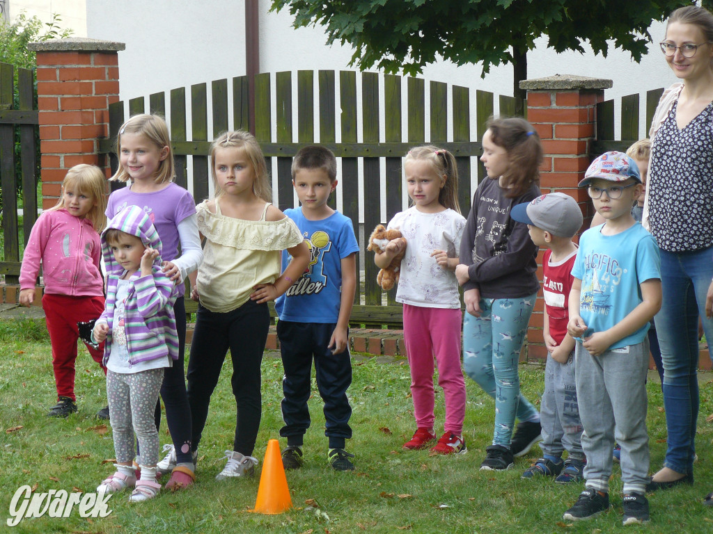 Gwarki dla dzieci. Na początek piknik w ogrodzie