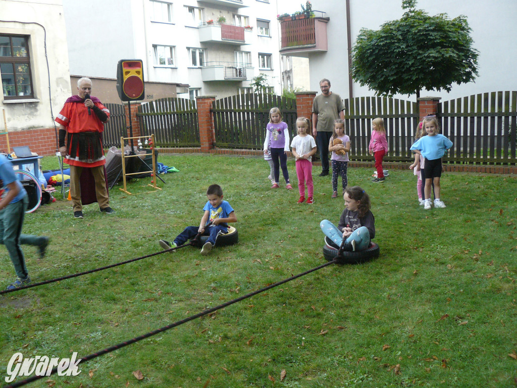 Gwarki dla dzieci. Na początek piknik w ogrodzie