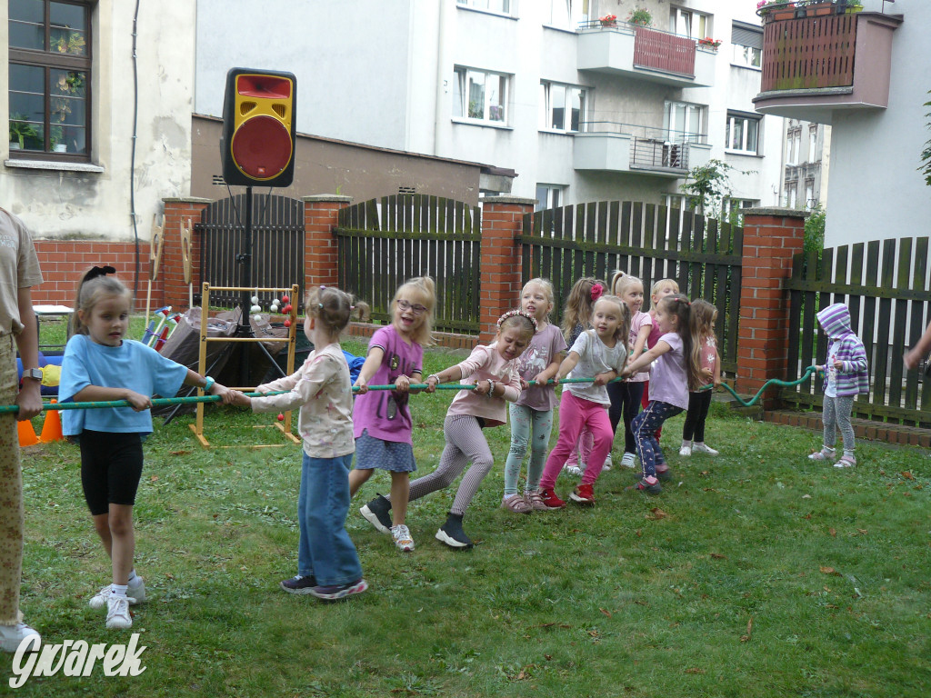 Gwarki dla dzieci. Na początek piknik w ogrodzie