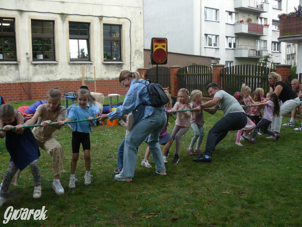 Gwarki dla dzieci. Na początek piknik w ogrodzie