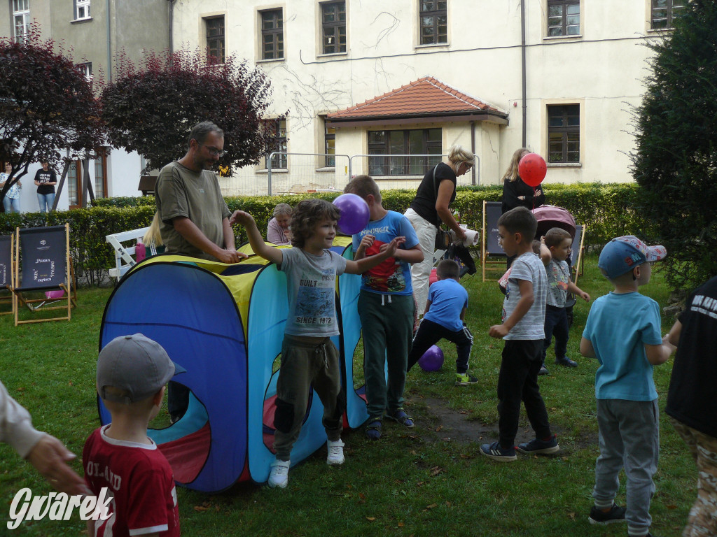 Gwarki dla dzieci. Na początek piknik w ogrodzie