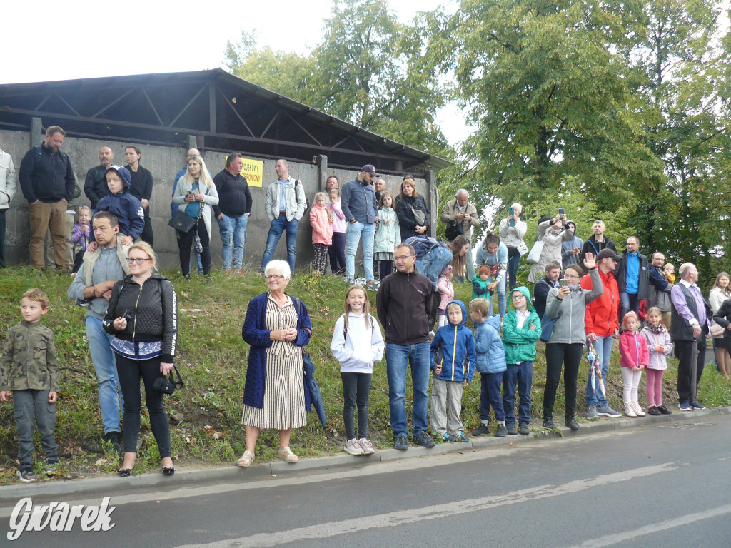 Gwarki 2022. Publiczność na pochodzie