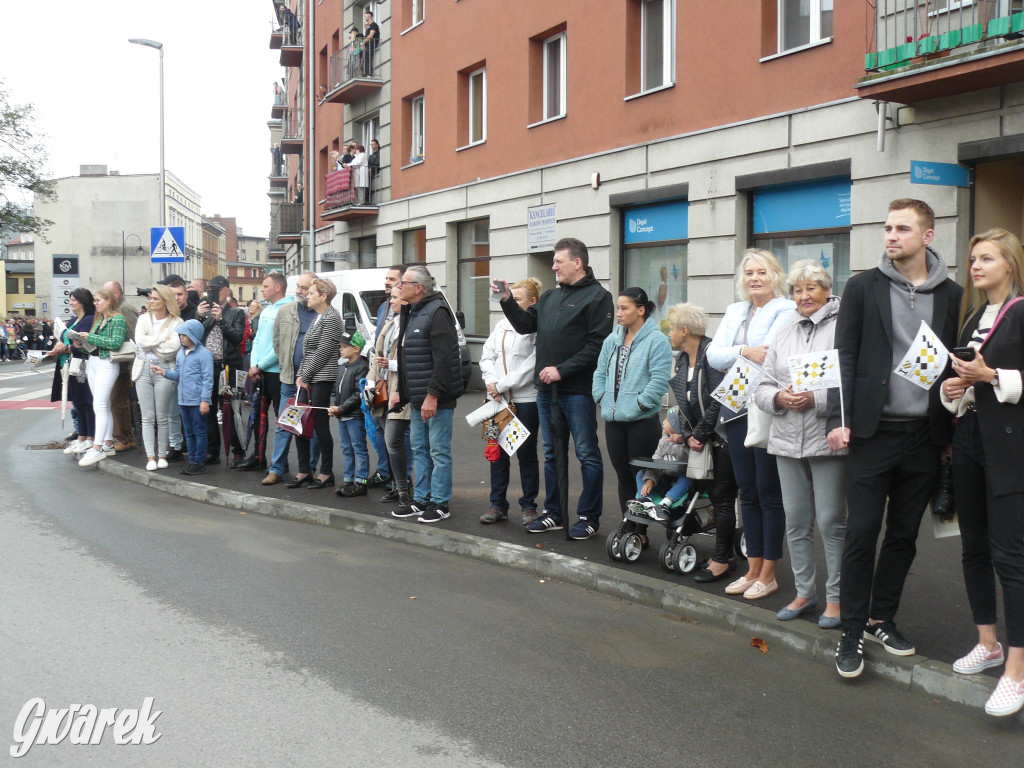 Gwarki 2022. Publiczność na pochodzie