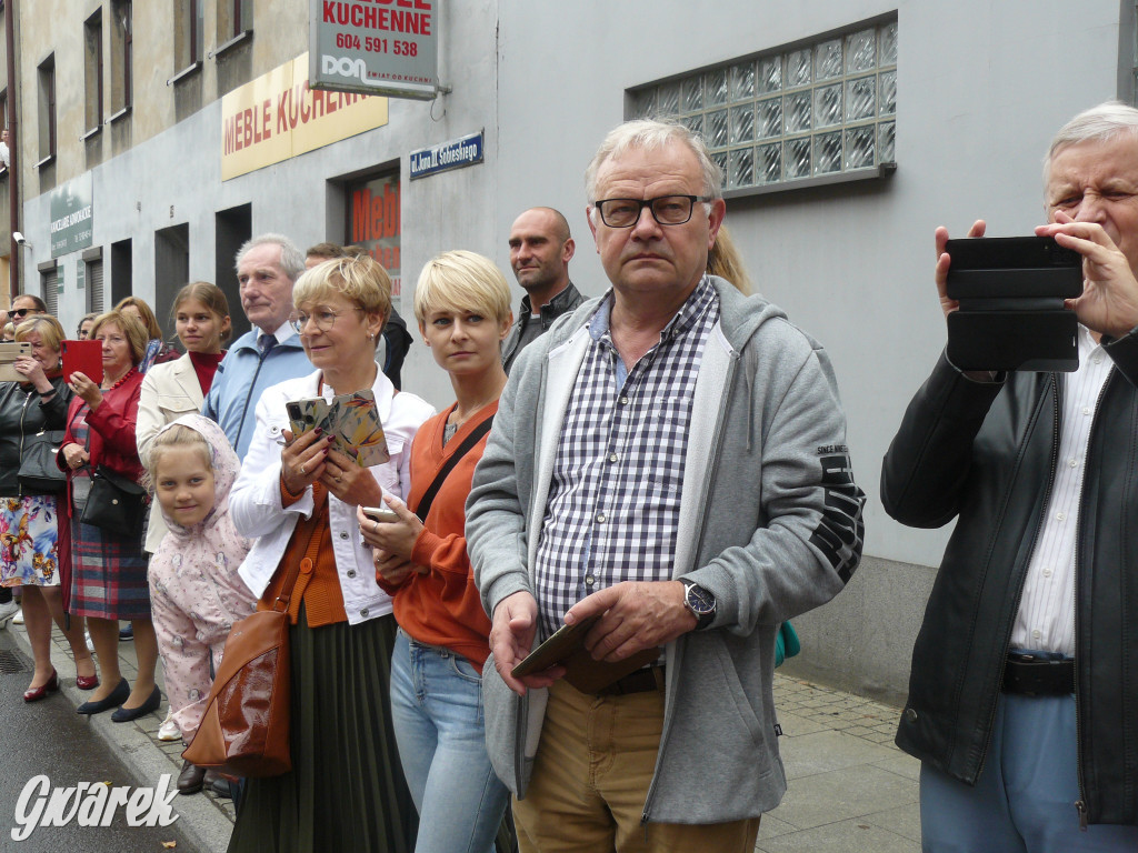 Gwarki 2022. Publiczność na pochodzie