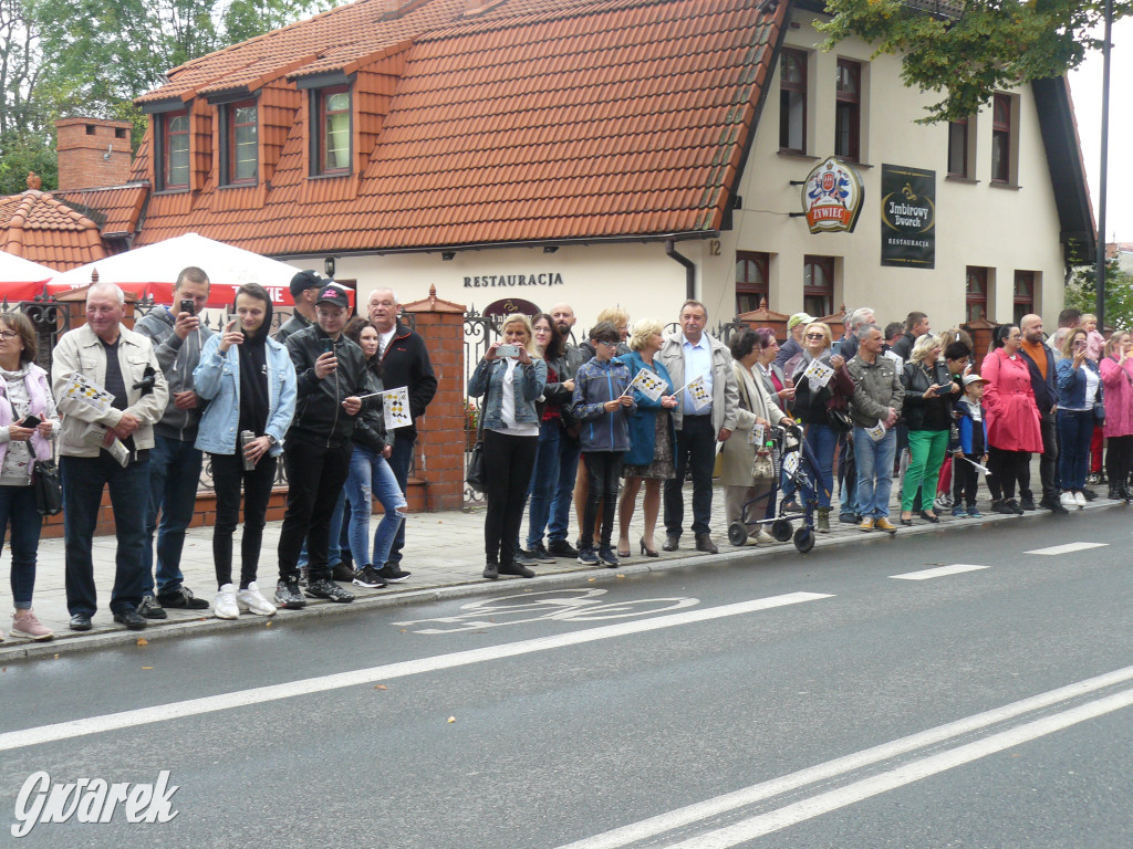 Gwarki 2022. Publiczność na pochodzie