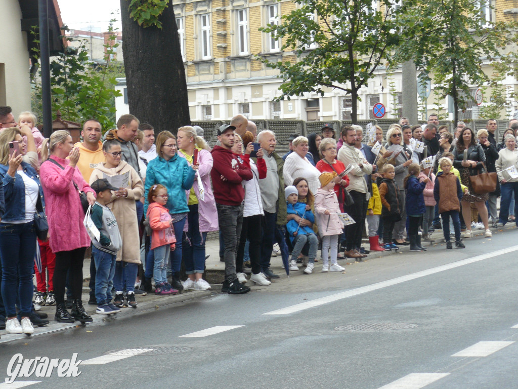 Gwarki 2022. Publiczność na pochodzie