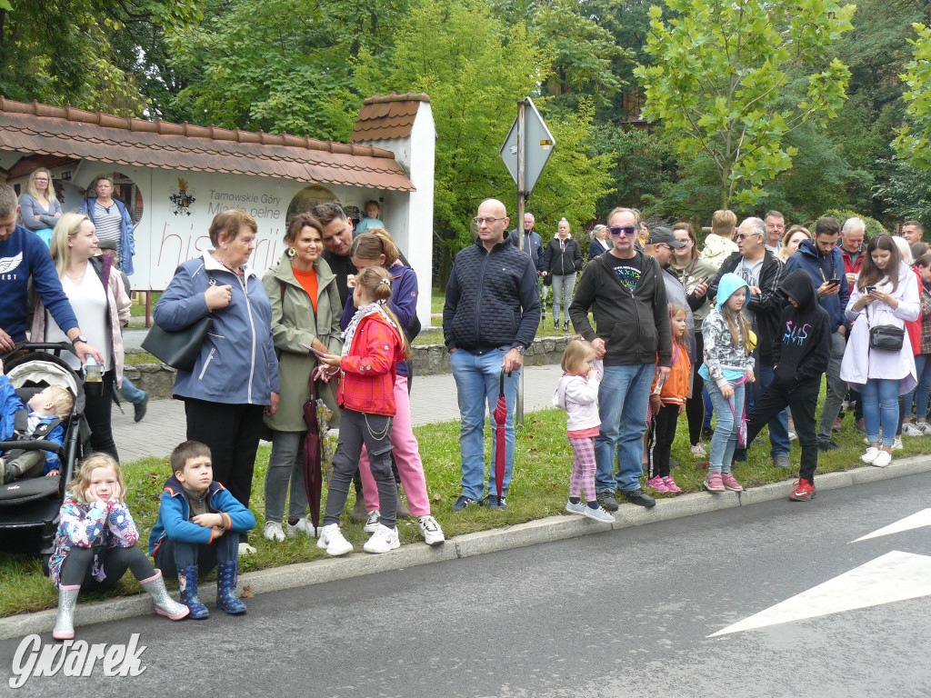 Gwarki 2022. Publiczność na pochodzie