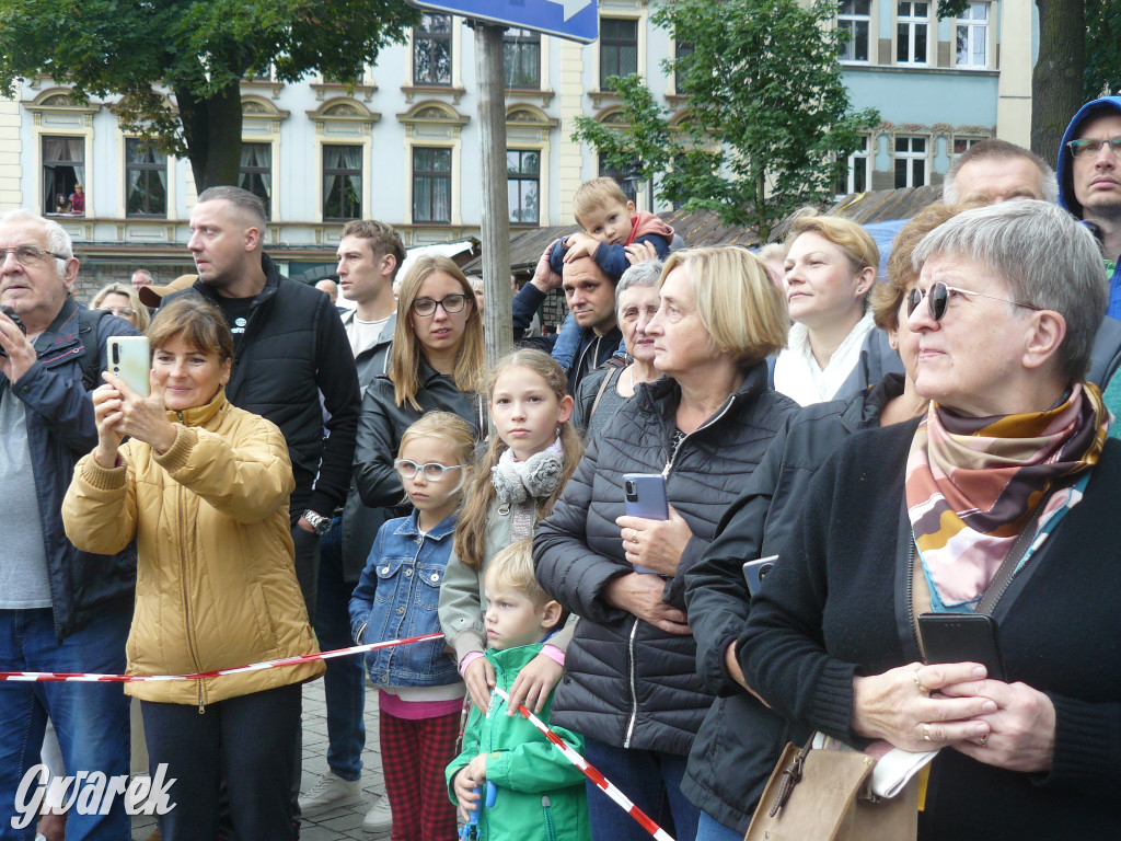 Gwarki 2022. Publiczność na pochodzie