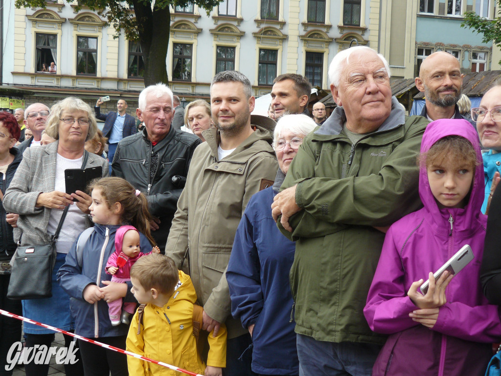 Gwarki 2022. Publiczność na pochodzie