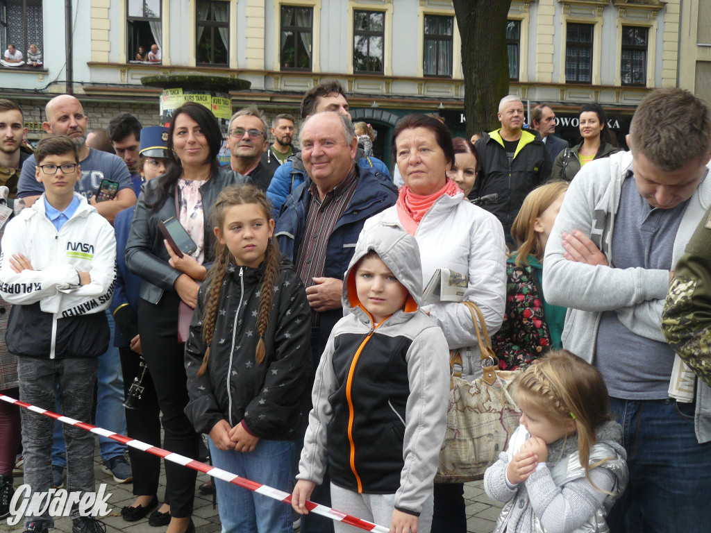 Gwarki 2022. Publiczność na pochodzie