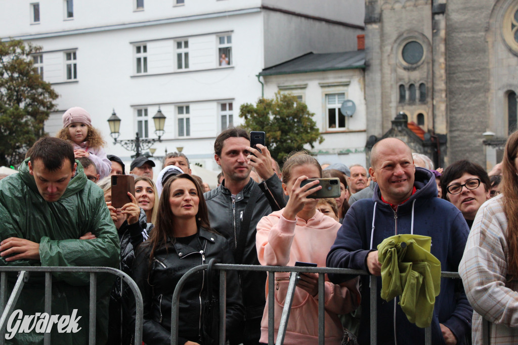 Gwarki 2022. Skaldowie, publiczność śpiewała z zespołem