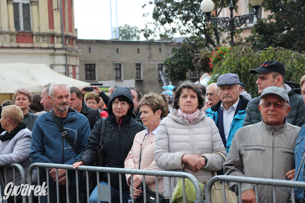 Gwarki 2022. Skaldowie, publiczność śpiewała z zespołem