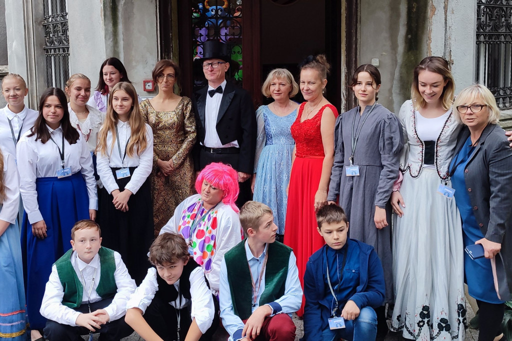 Nakło Śląskie. Świetna zabawa w pałacu i parku