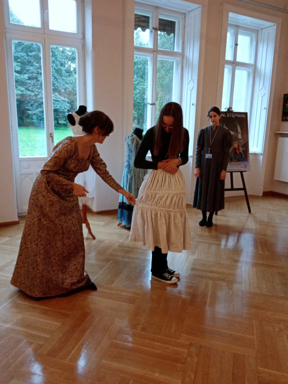 Nakło Śląskie. Świetna zabawa w pałacu i parku