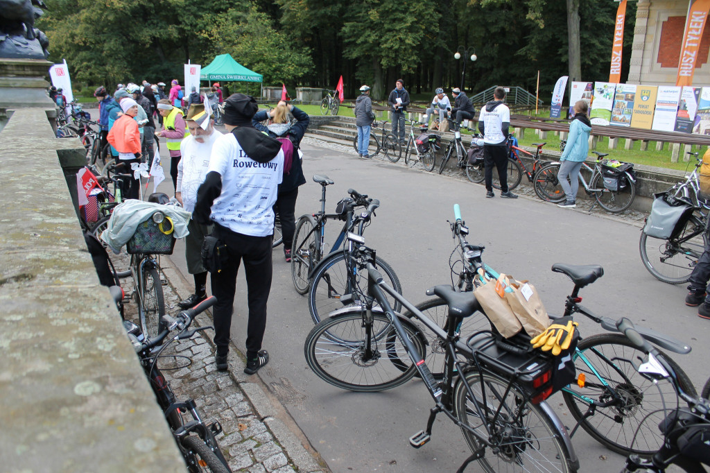 Rowerowy finał szlacheckiego weekendu [ZDJĘCIA]