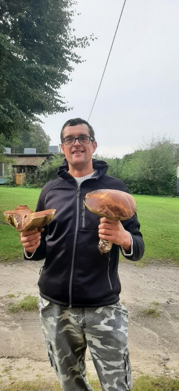 Udane grzybobranie. Jeden grzyb ważył 1,2 kg!