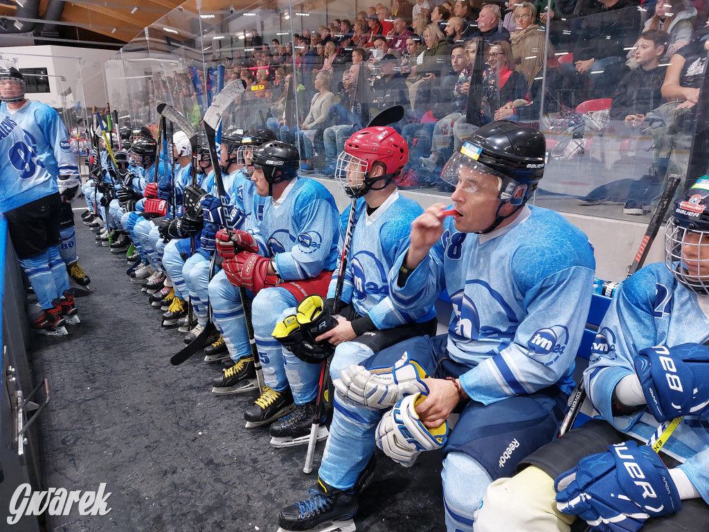 Mecz charytatywny. Na lodzie Czerkawski i Wołosz