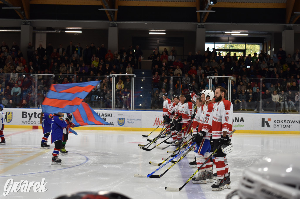 Mecz charytatywny. Na lodzie Czerkawski i Wołosz