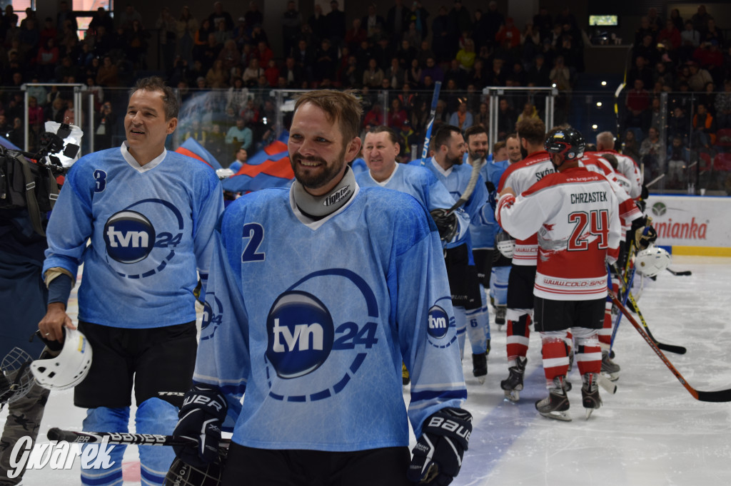 Mecz charytatywny. Na lodzie Czerkawski i Wołosz