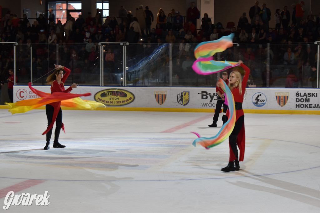 Mecz charytatywny. Na lodzie Czerkawski i Wołosz