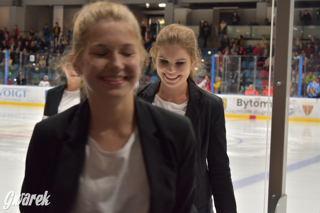 Mecz charytatywny. Na lodzie Czerkawski i Wołosz