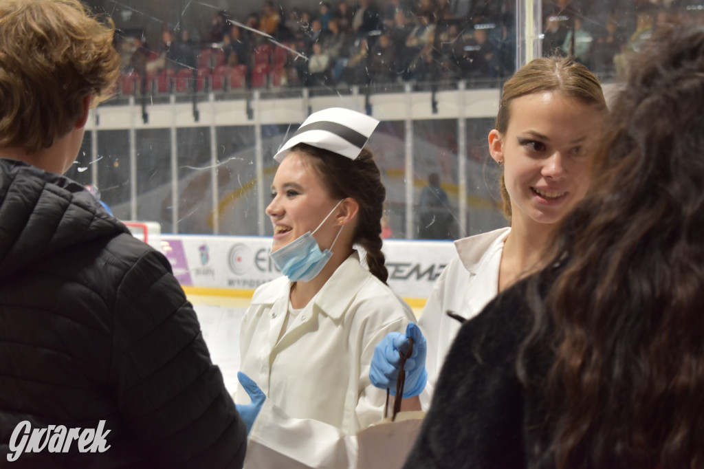 Mecz charytatywny. Na lodzie Czerkawski i Wołosz