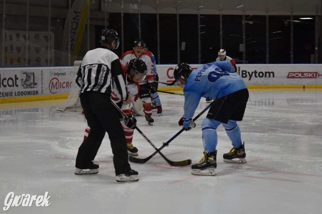 Mecz charytatywny. Na lodzie Czerkawski i Wołosz