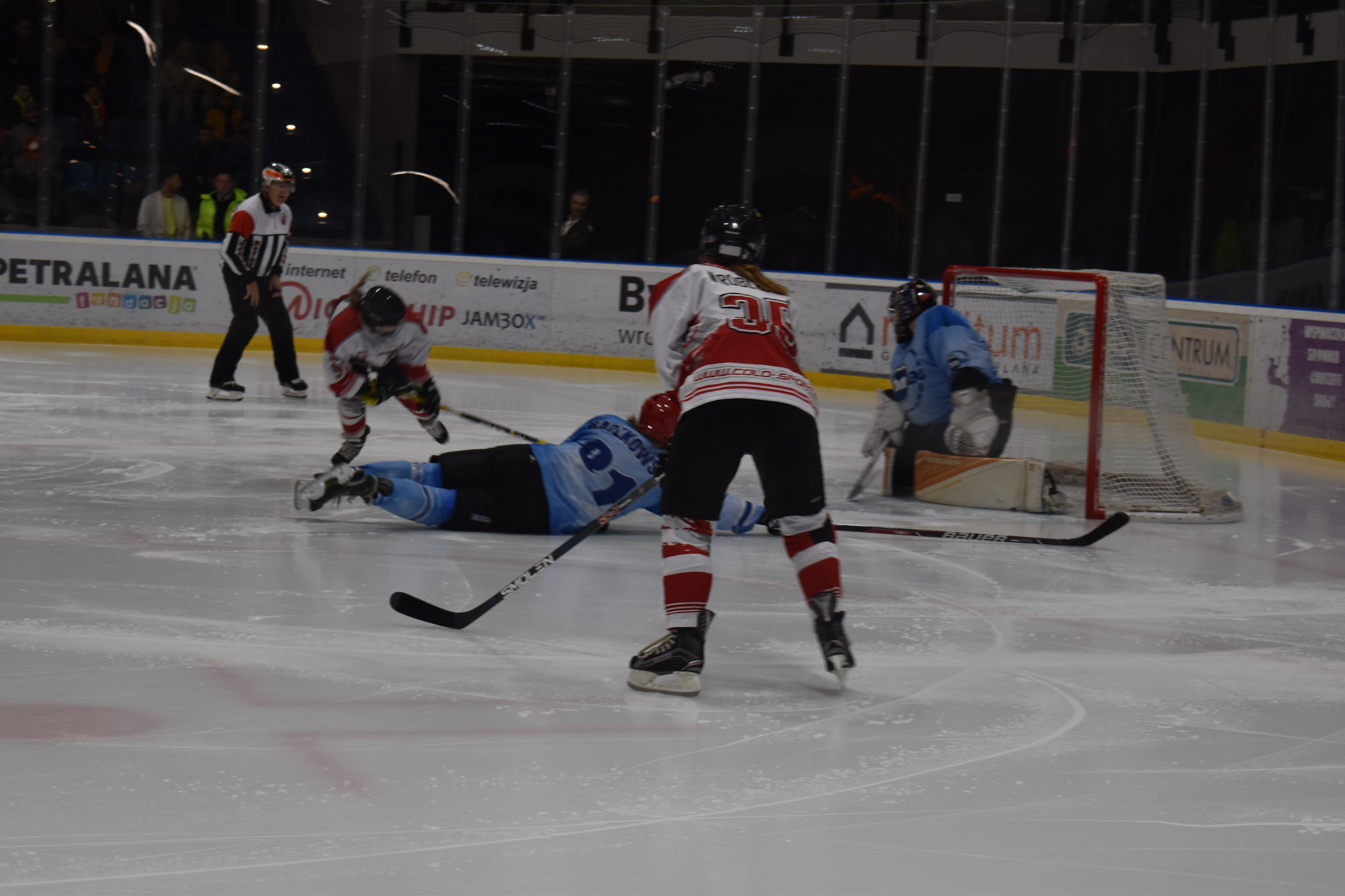 Mecz charytatywny. Na lodzie Czerkawski i Wołosz