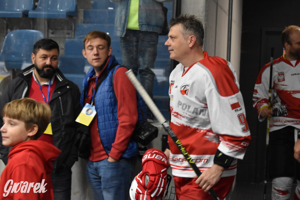 Mecz charytatywny. Na lodzie Czerkawski i Wołosz