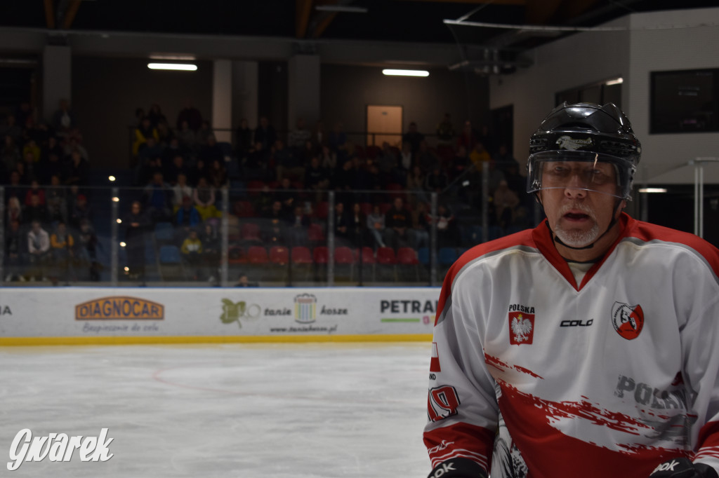 Mecz charytatywny. Na lodzie Czerkawski i Wołosz