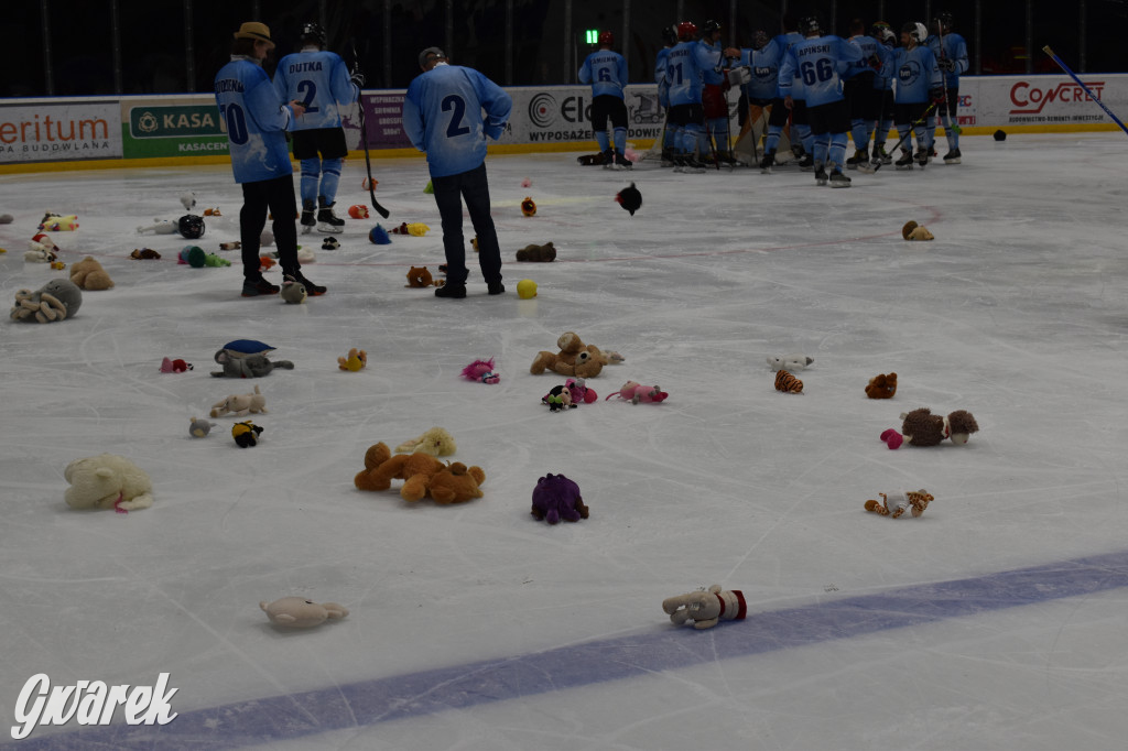 Mecz charytatywny. Na lodzie Czerkawski i Wołosz