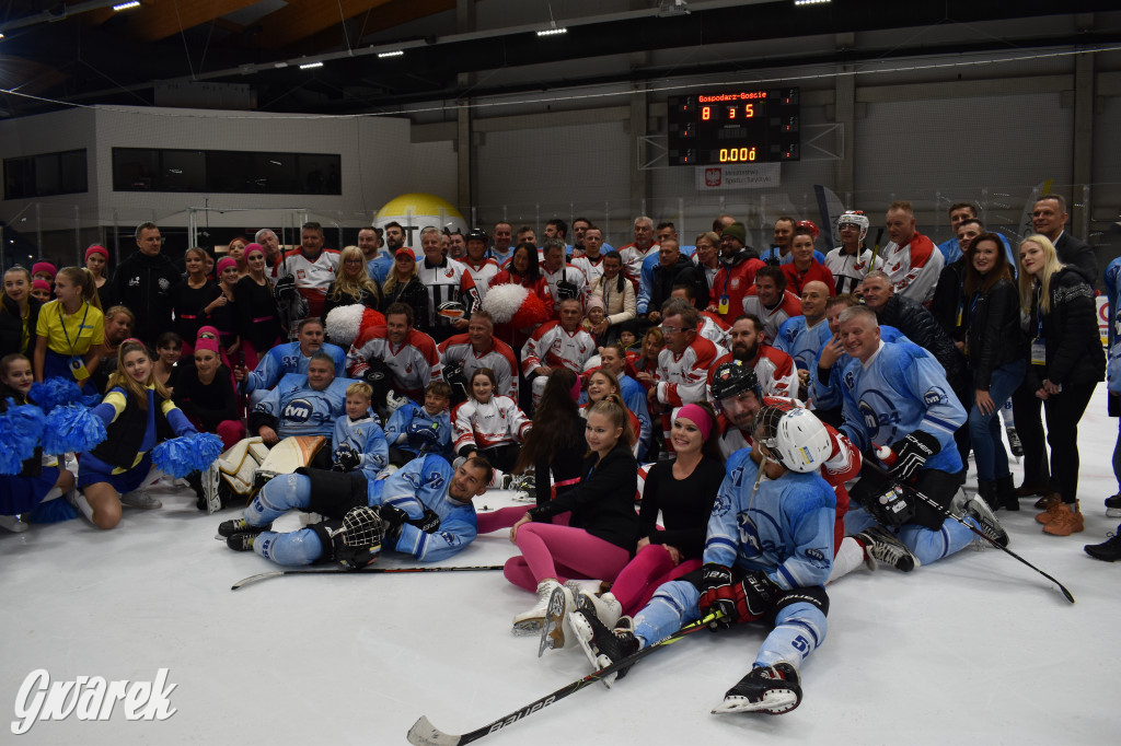 Mecz charytatywny. Na lodzie Czerkawski i Wołosz