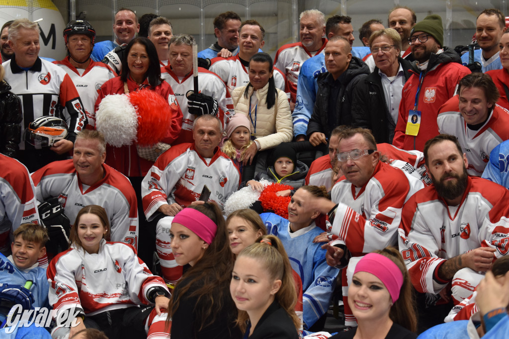Mecz charytatywny. Na lodzie Czerkawski i Wołosz