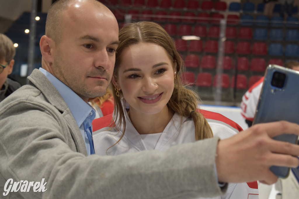 Mecz charytatywny. Na lodzie Czerkawski i Wołosz