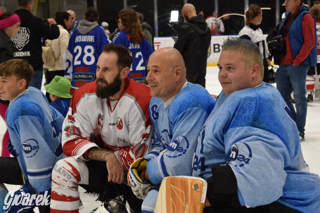 Mecz charytatywny. Na lodzie Czerkawski i Wołosz