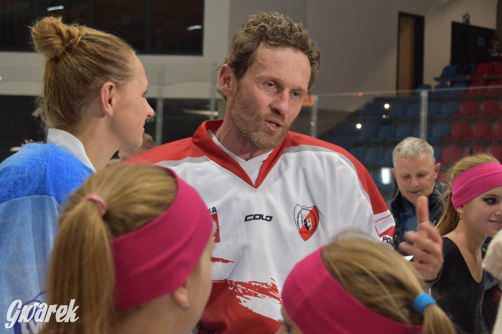 Mecz charytatywny. Na lodzie Czerkawski i Wołosz