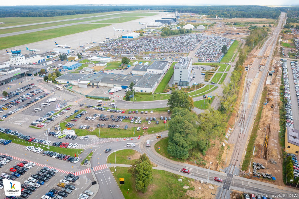 Stacja Lotnisko Pyrzowice i rondo