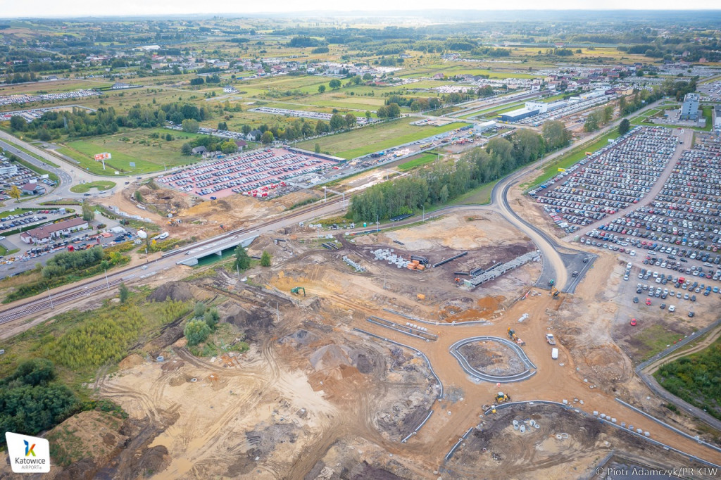 Stacja Lotnisko Pyrzowice i rondo