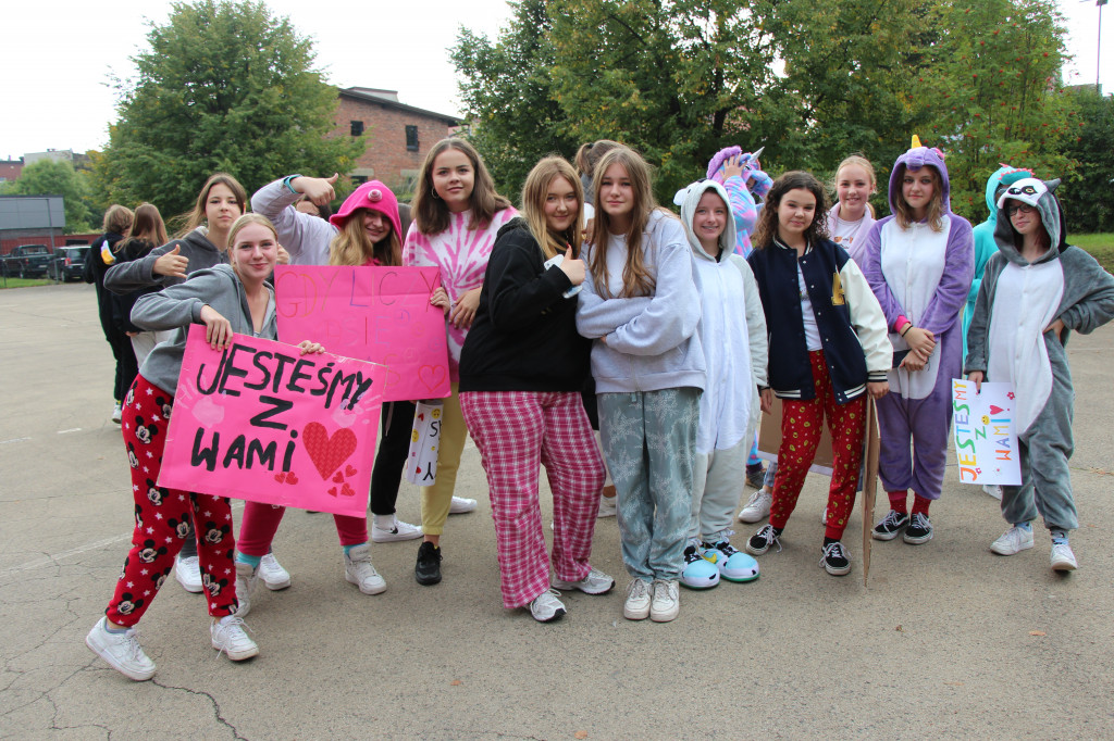 Tarnowskie Góry. Spacer w piżamach