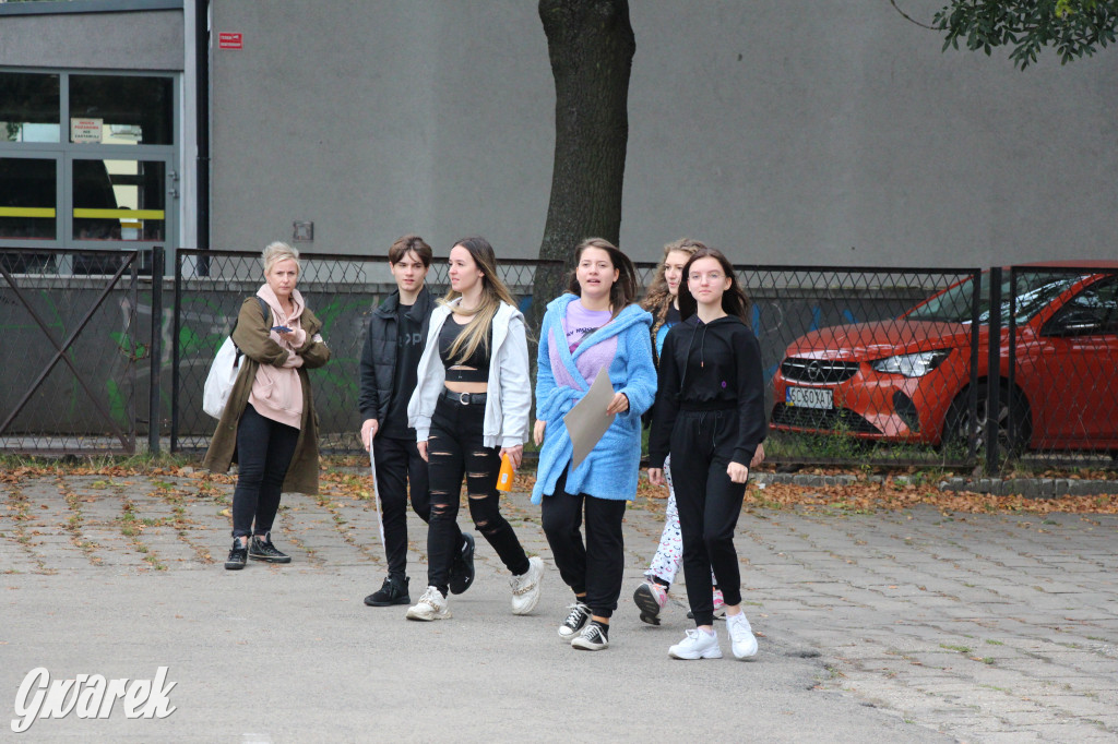 Tarnowskie Góry. Spacer w piżamach